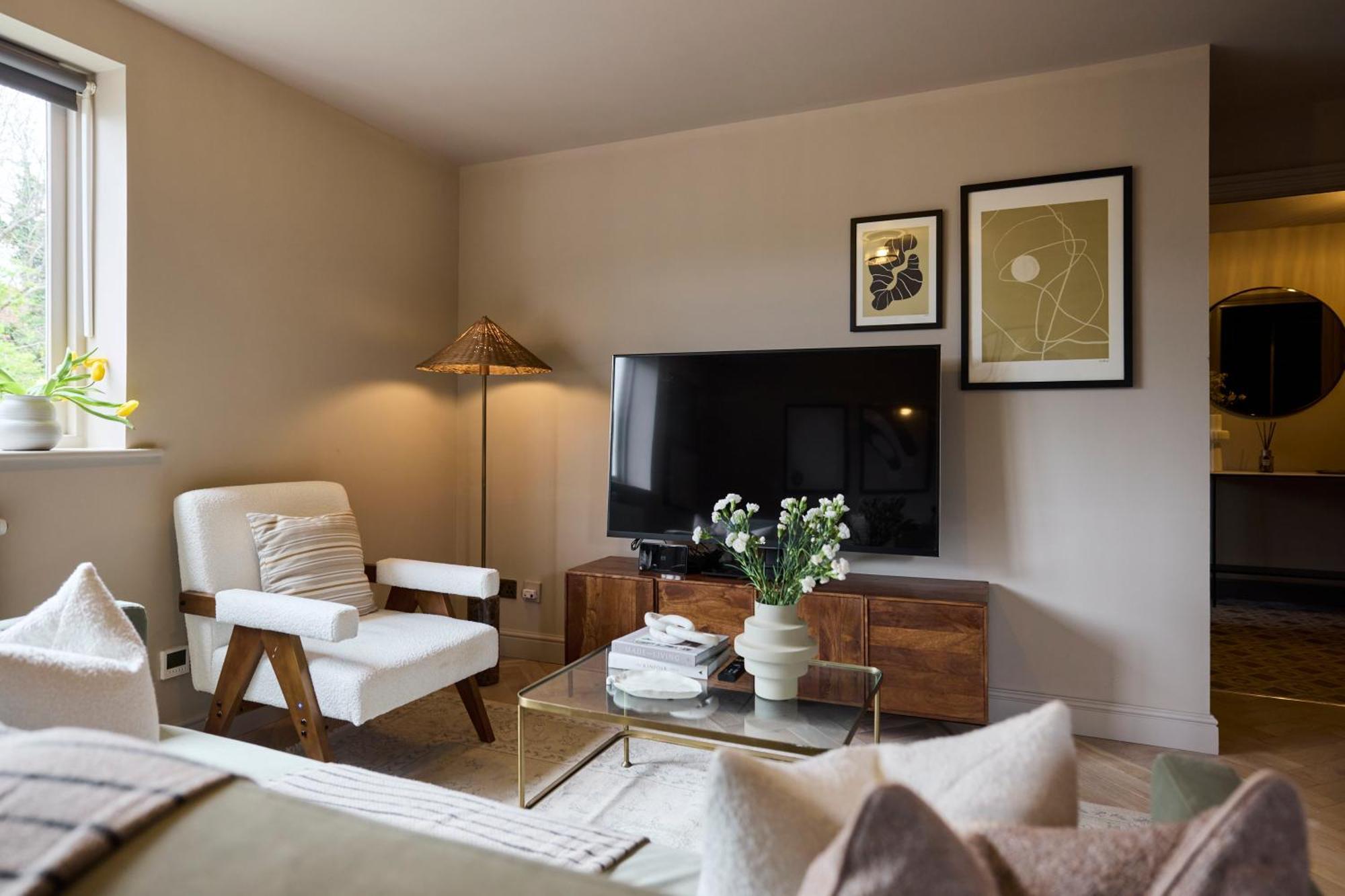 The Twickenham Wonder - Lovely 1Bdr Flat With Parking المظهر الخارجي الصورة