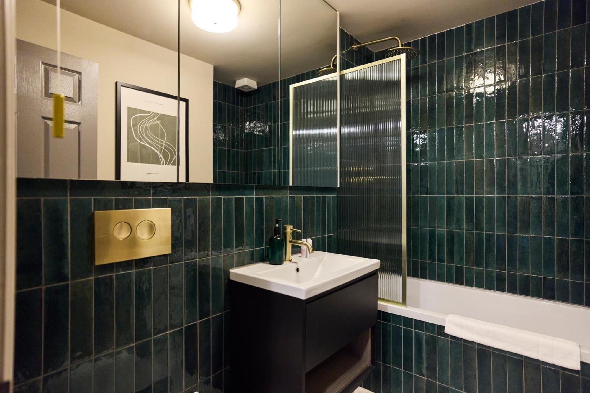 The Twickenham Wonder - Lovely 1Bdr Flat With Parking المظهر الخارجي الصورة